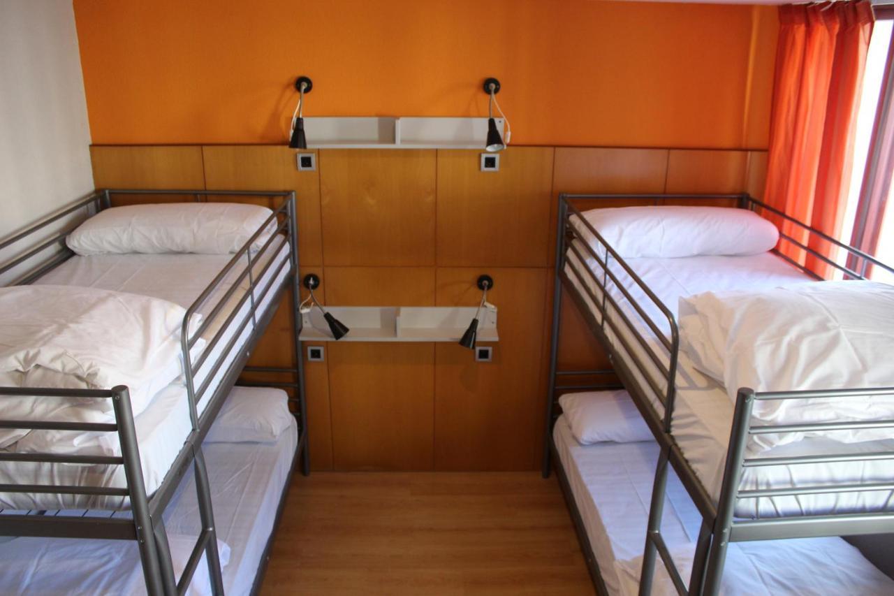 Mola! Hostel Burgo Esterno foto